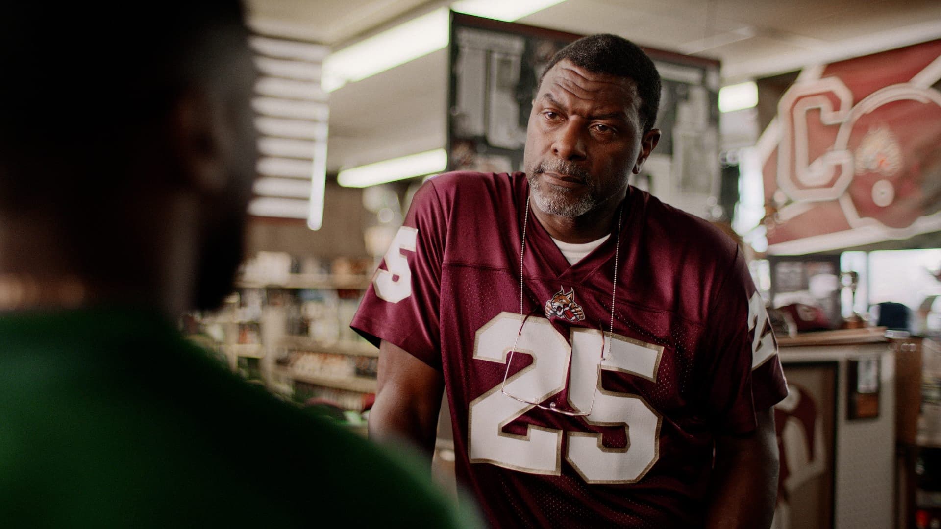 Dos Equis - Shopkeeper